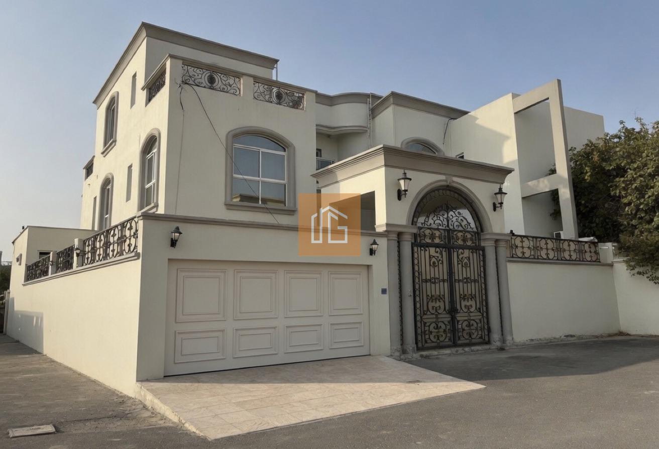 SPACIOUS / PRIVATE POOL / LUXURIOUS / PRIME SAAR