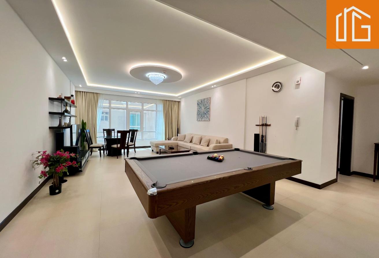 | NAVY | MODERN | SPACIOUS | FULLY RENOVATED