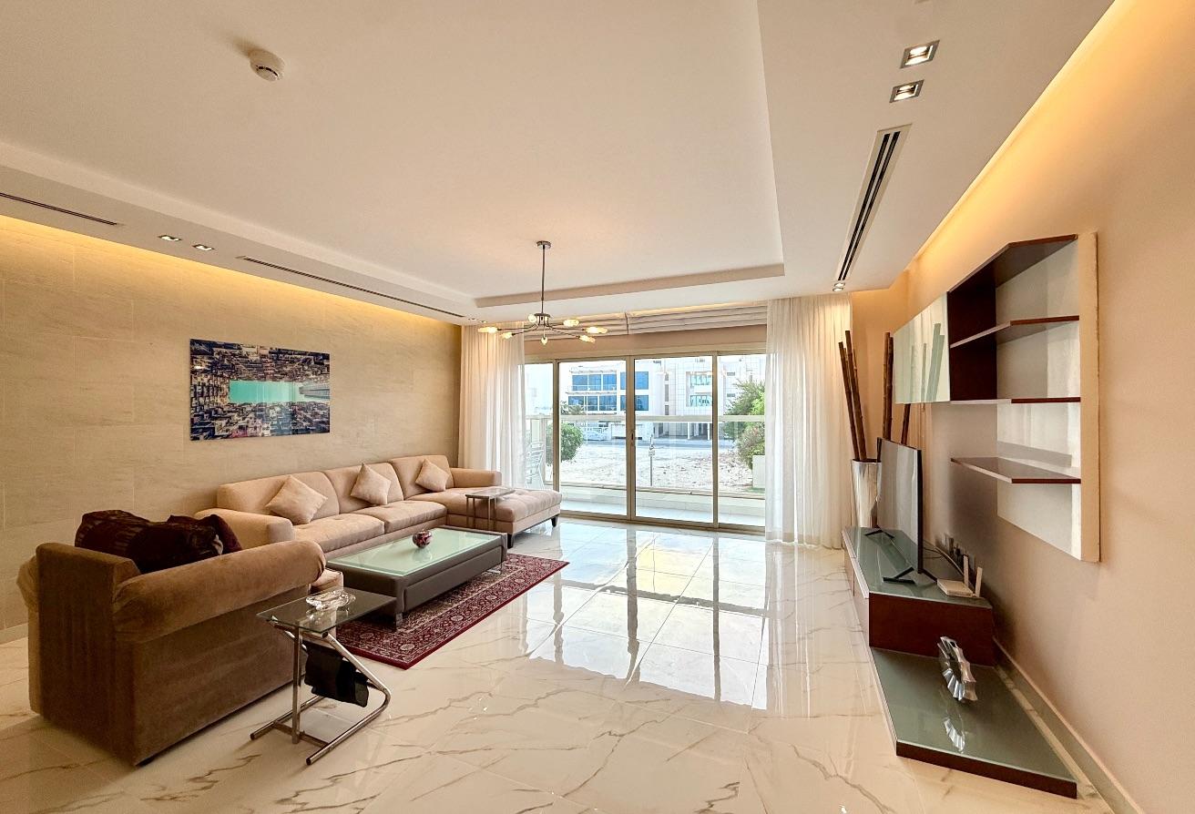 RENOVATED | LAUNDRY ROOM | STUDY | MODERN
