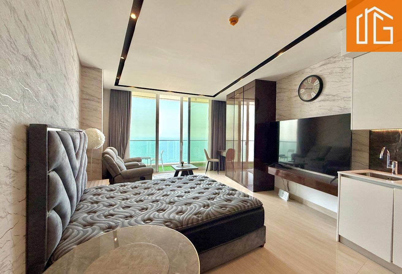 BEACH ACCESS | SEA VIEW | BALCONY | STYLISH