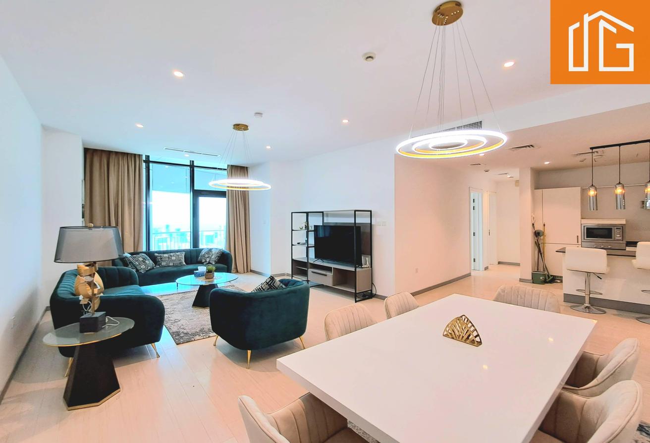 Bright | Balcony | Central | Comfortable