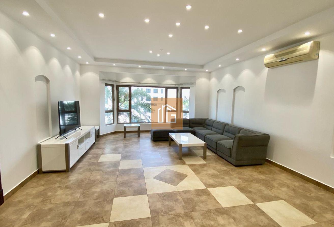 COZY | SPACIOUS | FAMILY BUILDING | SAAR MALL