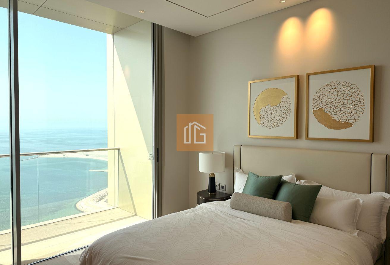 Royal studio with sea view in Onyx By Rotana