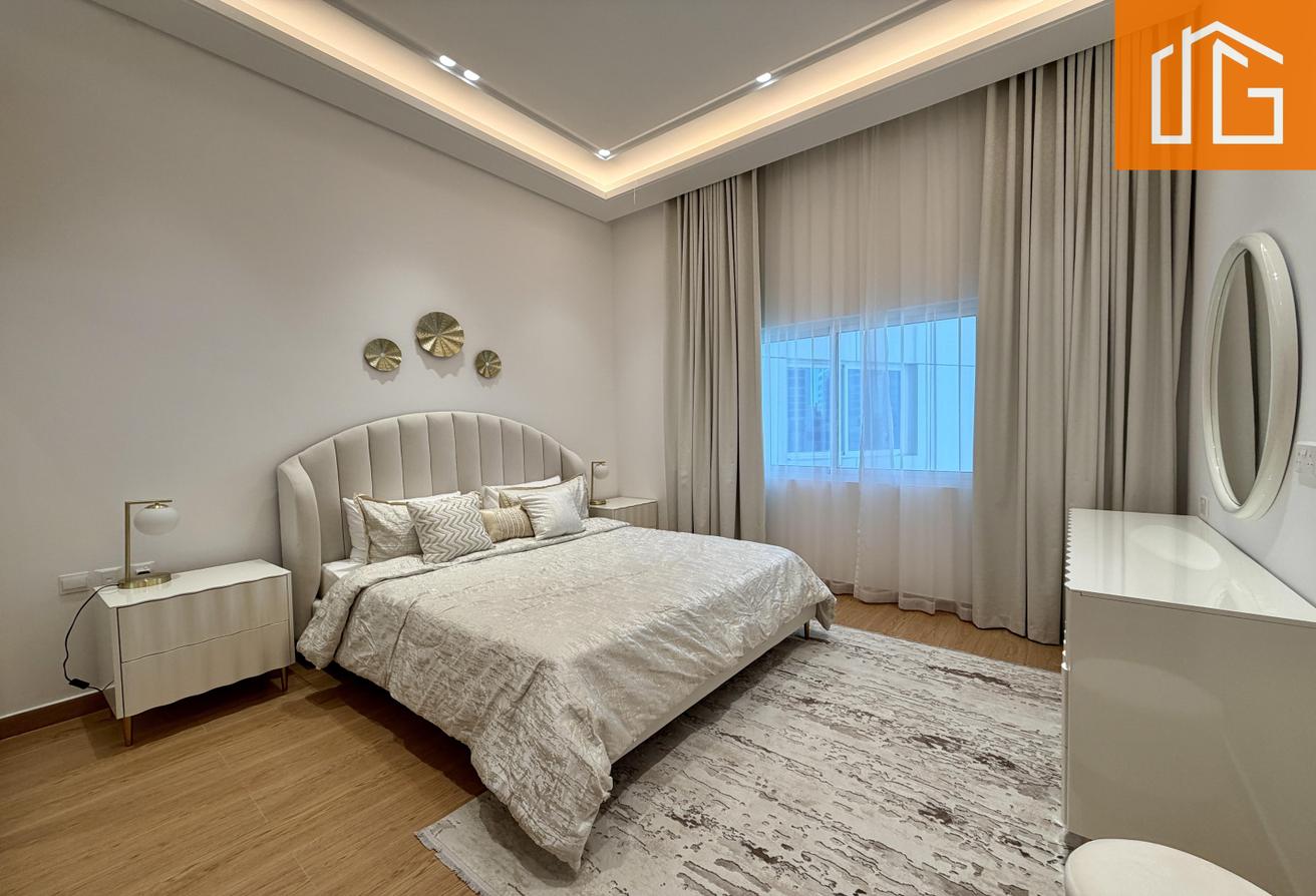 RITZ CARLTON | SPACIOUS | MODERN | BRIGHT