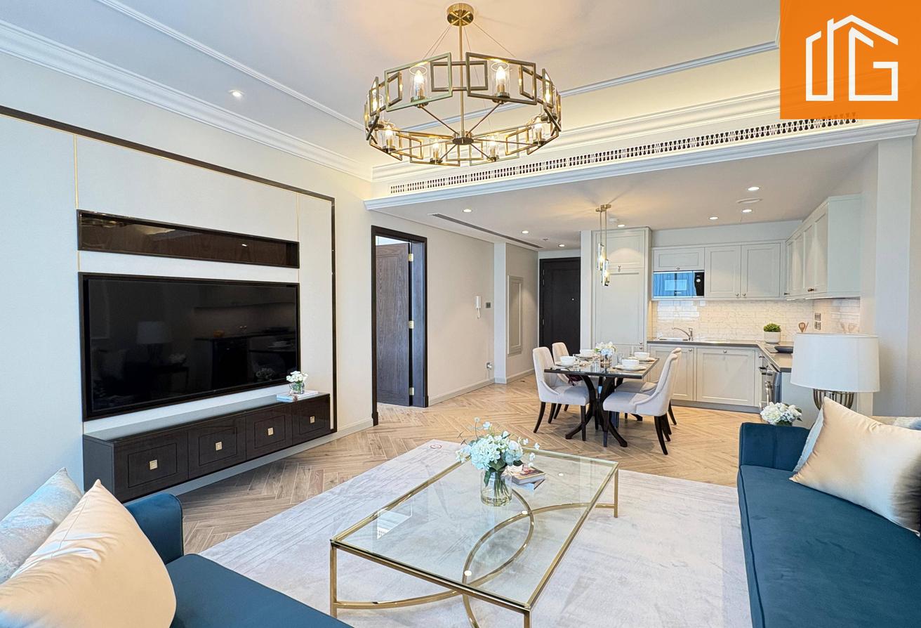 5* SERVICE/ LUXURY/ BALCONY/ CITY AND SEA VIEW