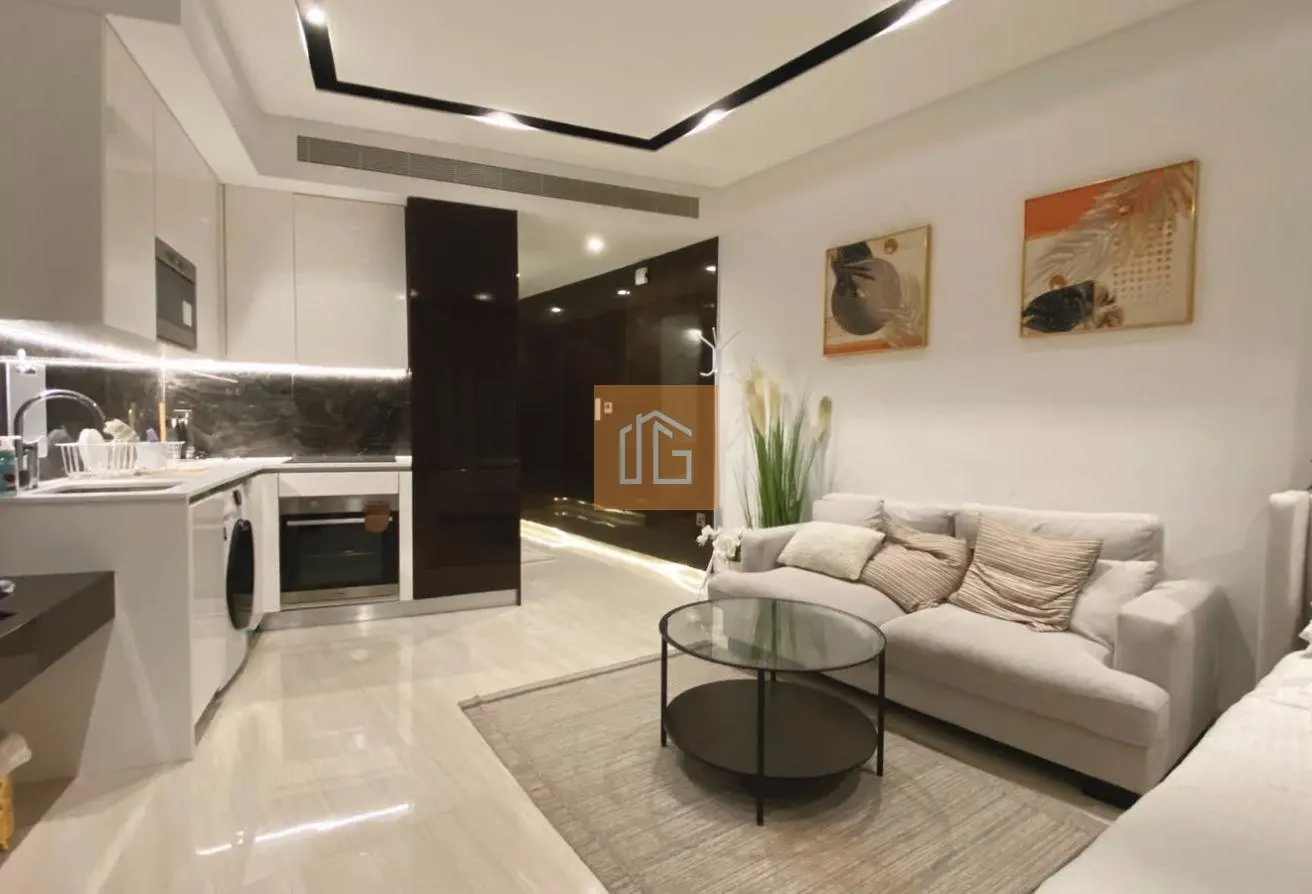 SEA VIEW | HIGH FLOOR | COZY | SPACIOUS |