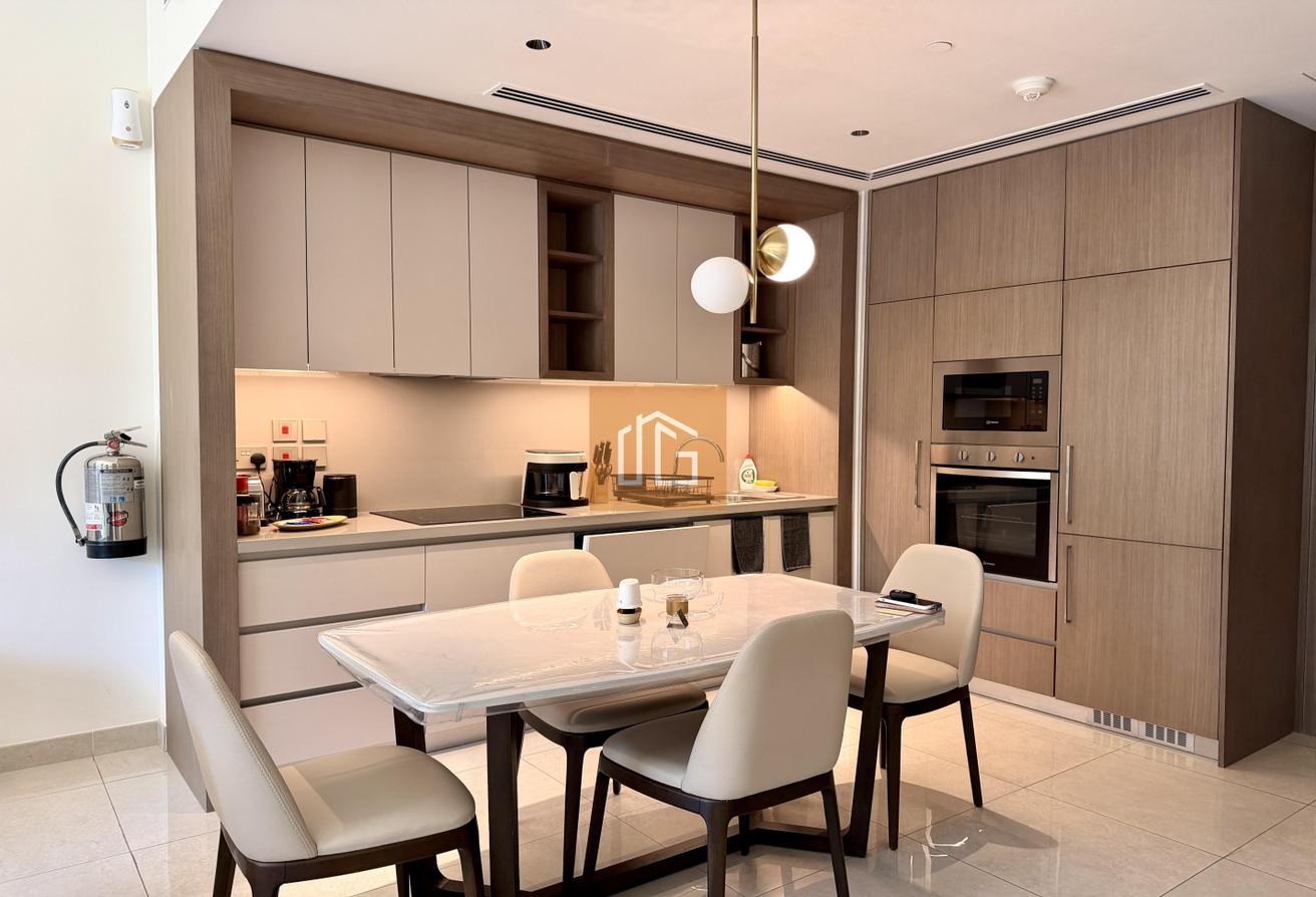 IN ICONIC 5* HOTEL | AMENITIES | BALCONY | SUPERB